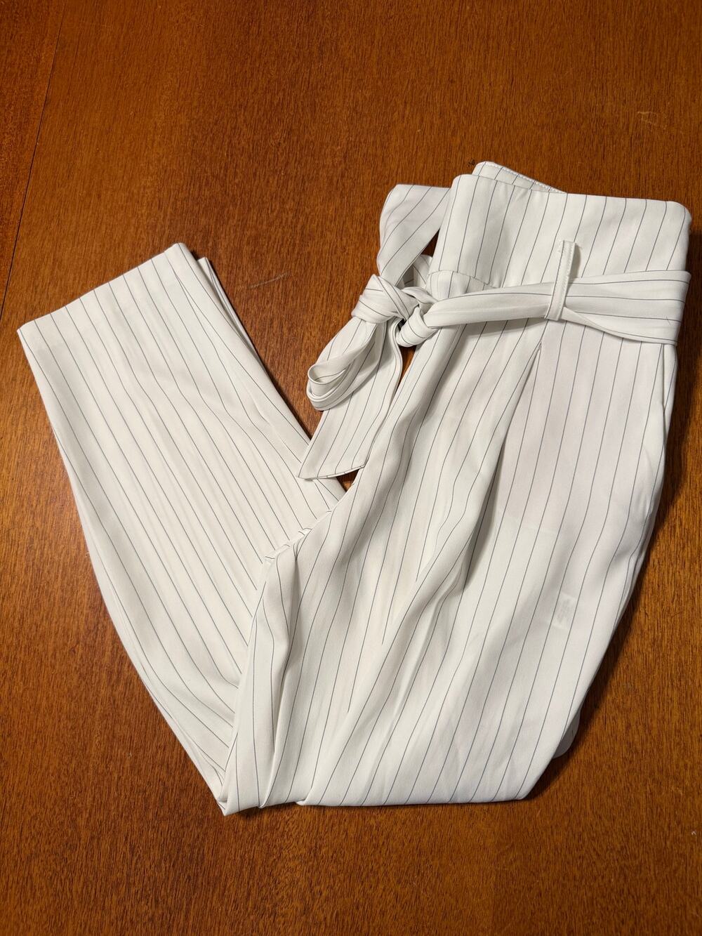 Rachel Zoe Cream Pinstripe Paperbag Waist Tie Belt Pants Size 6